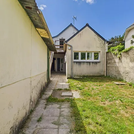 別荘 Maison Avec Terrasse Et Jardin A Pour 6