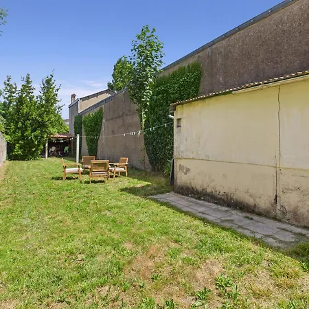 Maison Avec Terrasse Et Jardin A Pour 6 別荘