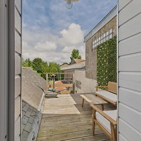 Hébergement de vacances Maison Avec Terrasse Et Jardin à Pour 6